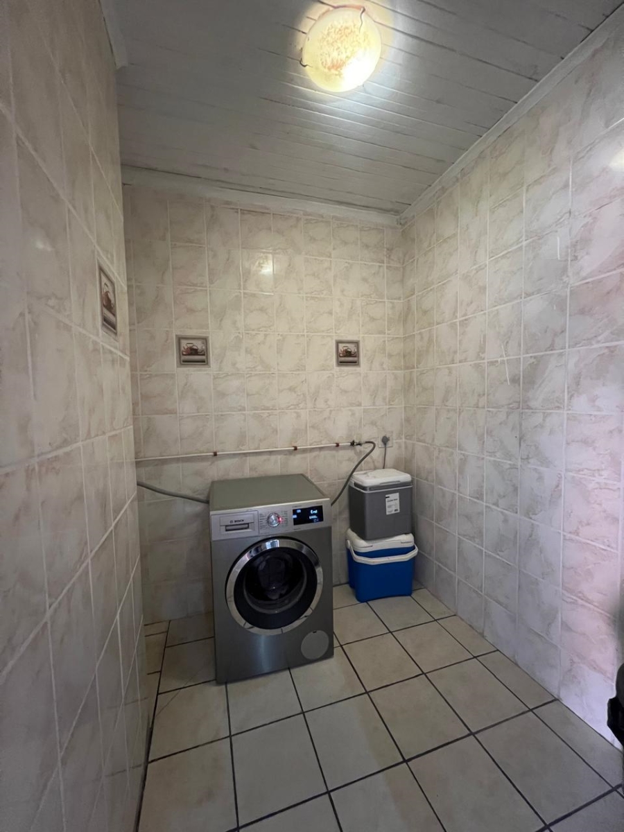 4 Bedroom Property for Sale in Vanes Estate Eastern Cape